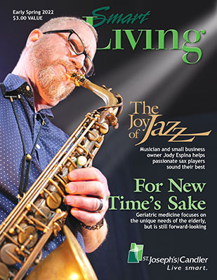 Smart Living cover early spring 2022